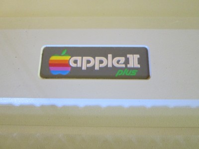 Apple 007.JPG