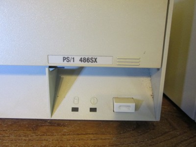 IBM PS1 486SX   IBM Valuepoint 325T 003.JPG