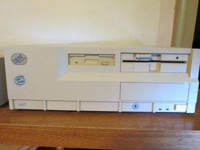 IBM PS1 486SX   IBM Valuepoint 325T 008.JPG