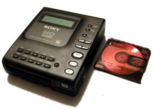 tech_flops_minidisc-300x217.jpg